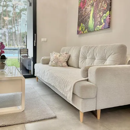 Apartment Prestige House - 2 Sypialnie Z Ogrodkiem I Basenem Pobierowo