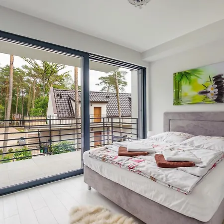 Prestige House - 2 Sypialnie Z Ogródkiem I Basenem Lejlighed Pobierowo