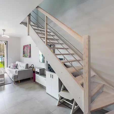 Prestige House - 2 Sypialnie Z Ogródkiem I Basenem Lejlighed *