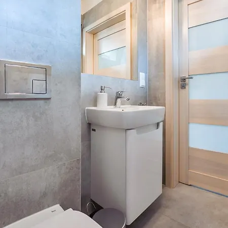 Lejlighed Prestige House - 2 Sypialnie Z Ogródkiem I Basenem